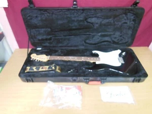 Fender USA Standard Stratocaster RH Electric Guitar Black w/ Hard Case **Mint** - Picture 1 of 19