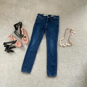 Pilcro and the Letterpress Mid-rise Skinny Jeans Size 25  - Picture 1 of 12