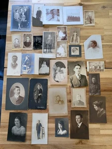 Antique Photograph Lot Of 30 Women Men Children Family Portraits 1800's 1900's - Picture 1 of 7