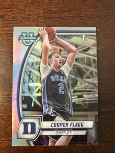 2024-25 Bowman University Chrome - Cooper Flagg #16 Rifrattore (RC) - Foto 1 di 2