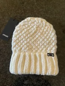 Oakley Hat Mix Yarn Beanie Off White NWT - Picture 1 of 3
