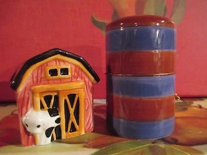 BARN & SILO  ~ SALT & PEPPER SHAKERS SET  - Picture 1 of 4