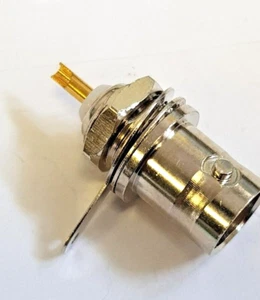 Monitor de montaje en panel de chasis conector hembra (127225A) - Imagen 1 de 3