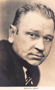 POSTCARD - FILM WEEKLY SERIES - FILM STARS - 1920 TO 1930 - WALLACE BEERY - Picture 1 of 2