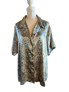 Halston Womens Satin Button Up Pajama Top Lounge Casual 2X Blue Tan Animal Print - Picture 1 of 11
