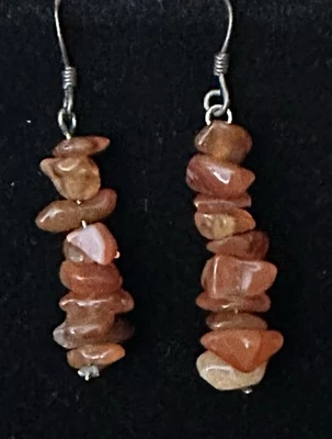 Pendientes colgantes de gancho de plata 925 con cuentas con astillas de cornalina Foto 1 de 4