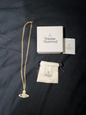 Collar Colgante Vivienne Westwood Flor Azalea Floral Orbe Foto 1 de 4