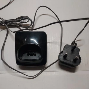 Panasonic PNLC1019 Cyfrowa baza ładowania telefonu bezprzewodowego Czarna Kompaktowa z adapterem - Zdjęcie 1 z 2