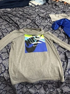 Nike - Picture 1 of 2