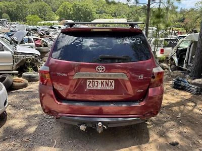 TOYOTA KLUGER GSU40-GSU45, 05/07-07/10 REAR BUMPER BAR - image 1 of 4