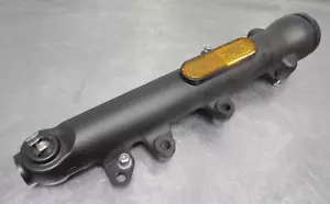 17 Triumph Bonneville T120 front left fork tube slider leg T2041675 - Picture 1 of 6