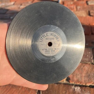 LITTLE WONDER RECORDS No. 213 Floating Down The Old Green River 78 RPM Columbia - Picture 1 of 2