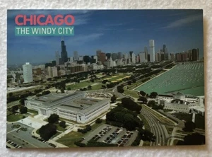 Chicago The Windy City Postcard (C1) - Picture 1 of 2