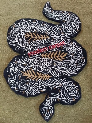 Snake Rugs Handmade 100% Woolen Hand Tufted For Home Decoration - Image 1 of 4