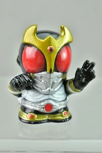 SD Masked Kamen Rider Kuuga Growing Form Finger Puppet Gashapon Chibi - Picture 1 of 2