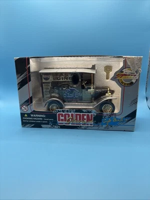 Banco de monedas de camión de entrega estilo regalo fundido a presión Pepsi-Cola clásico dorado - ¡NUEVO EN CAJA! Foto 1 de 4