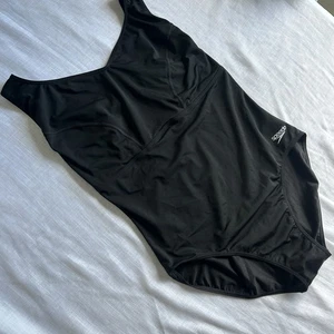 SPEEDO Endurance+ black One Piece swimsuit - Like New, Size 26 - Bild 1 von 13