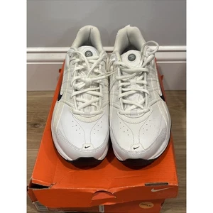 Nike T-Lite VIII Cuero Blanco con Acentos Oscuros Totalmente Nuevas con Caja Talla 9.5 #386766 - Imagen 1 de 20