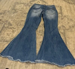 Rock & Roll Cowgirl Bargain Bell Jeans Womens Sz 30 X 32 Flare Western Denim - Picture 1 of 5