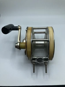 Carrete de arrastre vintage Fin Nor Viscount Big Game Jigging. Funciona bien. Raro - Imagen 1 de 5