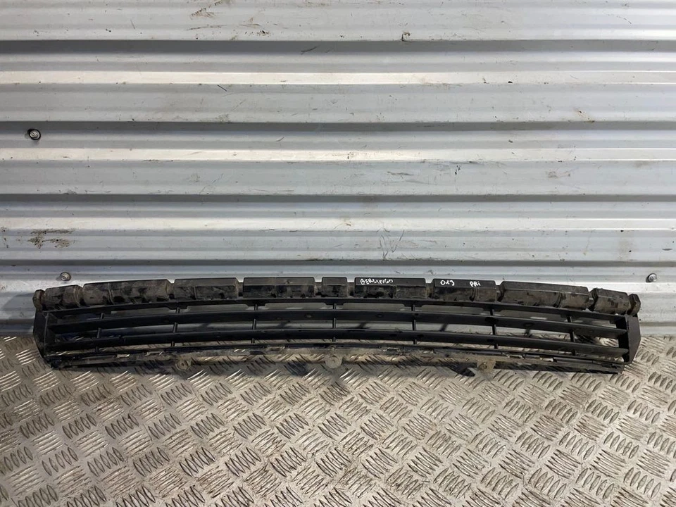 Citroen Berlingo 2013 Front Upper Grille 9682581877 NAB34544 - Image 1 of 3