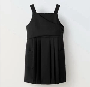 NWT Zara Black Girls POCKETED PLEATED PINAFORE DRESS. Size 9 - Picture 1 of 3