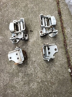 90-92 Cadillac Brougham Rear Upper & Lower Door Hinge Set With Bolts - Image 1 of 2