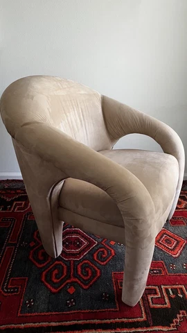 Sculptural Lounge Chair In Style of Vladimir Kagan - Upholstered Cover