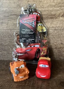 Disney Pixar Cars Schreibwaren Schule Set mit Tasche und Spielzeug Schneller Versand - Bild 1 von 8