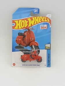 Hot Wheels Vespa 90 SS Super Sprint 1966 71/250 Factory Fresh 6/10 - Picture 1 of 3