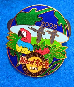 SAN DIEGO EARTH DAY 2005 WORLD GLOBE SERIES MACAW PARROTS Hard Rock Cafe PIN - Picture 1 of 1