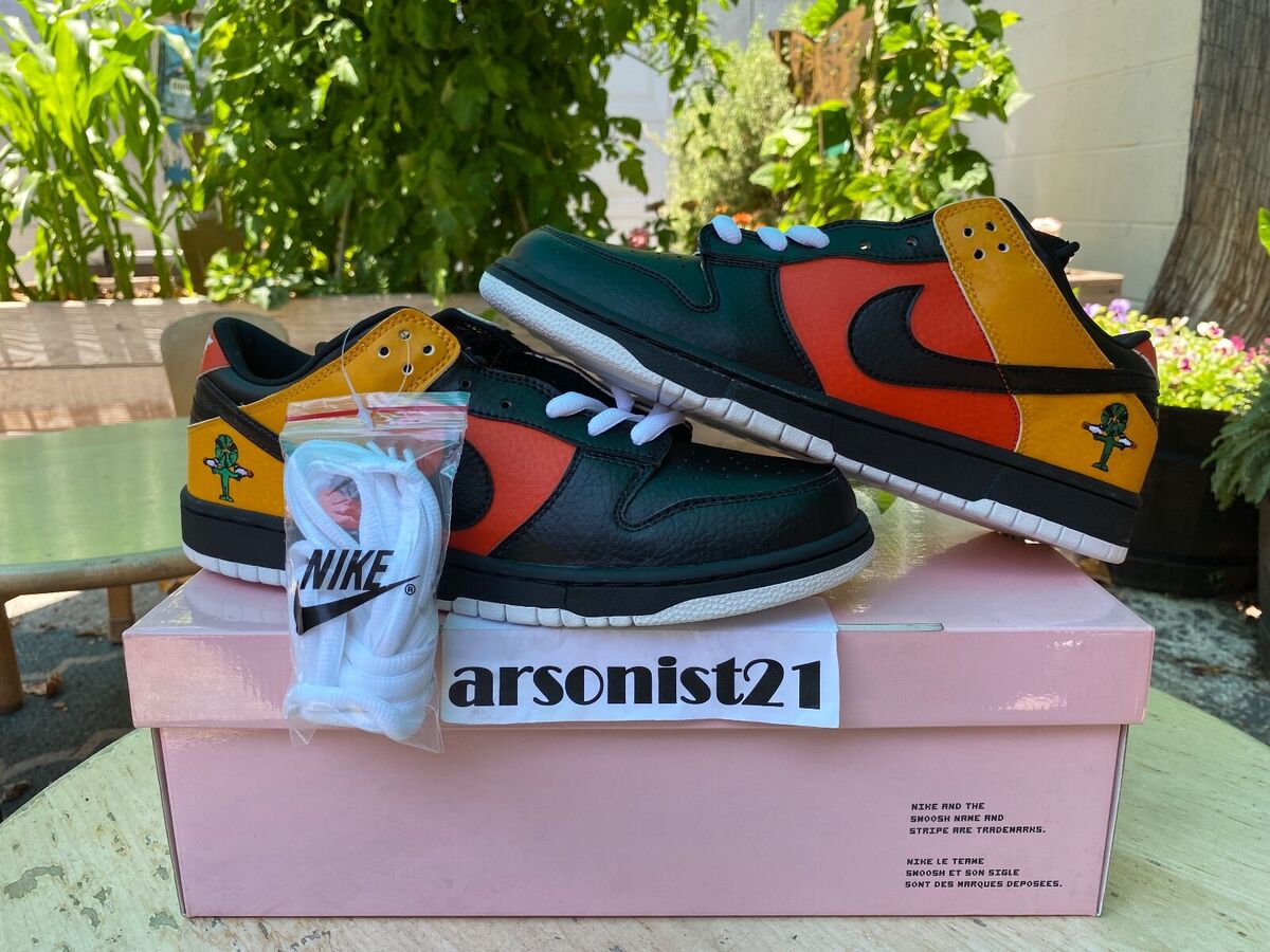 Nike Dunk Low Orange Flash for Sale | Authenticity Nike Dunk Low Orange Flash for Sale | Authenticity