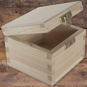 Wooden Box with Lid 10x10x7.5cm/Small Square Cube Plain Decorative Pine Storage - Picture 1 of 9