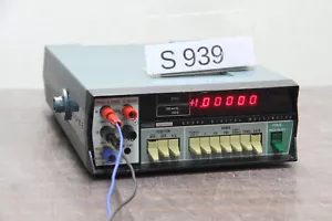 Fluke 8800 Multimeter 5.1/2d # S939 - Bild 1 von 2