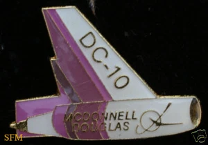 DC-10 DOUGLAS TAIL HAT LAPEL PIN LOGO COMMERCIAL AIRPLANE LONG BEACH GIFT WOW - Picture 1 of 8