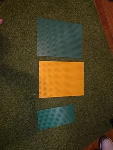 Lego Baseplates Green And Yellow - Picture 1 of 5
