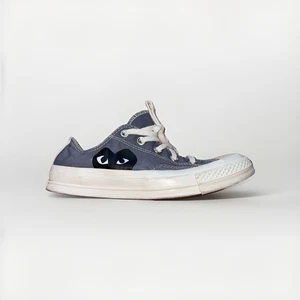 Comme des Garcons Play x Converse Play One Heart Sneakers Women size 6 Men’s 4 - Picture 1 of 8