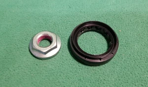 for JAGUAR E-PACE 2017 DIFFERENTIAL ASSEMBLY SEAL AND NUT J9C7753 - Picture 1 of 3
