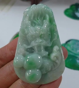 Zertifizierter natürlicher Typ A hellgrüner Jadeit Jade Drache Anhänger 5935 - Bild 1 von 9