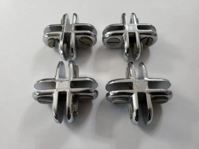 Lot of 4 Glass Cube Shelf 4 Way Chrome Connector Clip - Image 1 of 4
