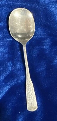 "Cuchara pequeña Roger's Oneida LTD 1881 martillada primera colonia 4,25"" chapada en plata"  Foto 1 de 4