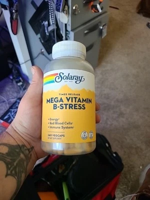 Solaray Dos Etapas Mega B-Stress 120 Cápsula EXP 04/2028 Nuevo y Sellado-Tiempo Lanzamiento Foto 1 de 4