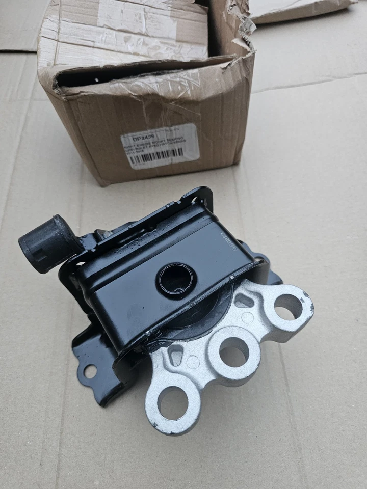 BEARING RIGHT ENGINE MOUNT FOR CHEVROLET AVEO HATCH SEDAN 2011-2015 - Image 1 of 4