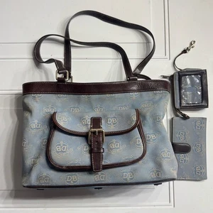 Dooney & Bourke Retirado Donegal Cresta Denim Bolso Cartera Monedero Combo - Imagen 1 de 16