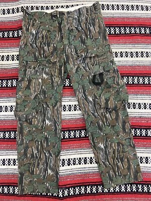 Vtg Unbranded Camo Cargo Hunting Pants Mens Sz 38x30 (Actual) - Image 1 of 4