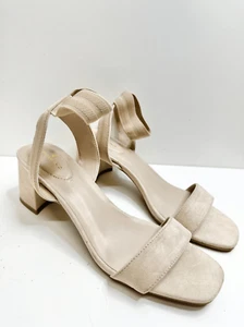 Bandolino Sandals Womens Size 11 Tan Kindlie Open Toe Elastic Ankle Strap - Picture 1 of 10
