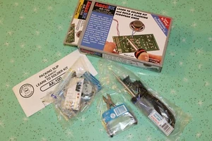 Elenco AK-100 AmeriKit LEARN TO SOLDER Electronics Kit, European Siren, USA - Picture 1 of 6