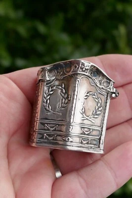 Antiguo armario holandés de plata fina .835 caja de especias de diseño altamente decorativo Foto 1 de 4