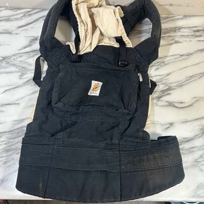 ERGOBABY Ergo 婴儿背带原装多个位置黑色/骆驼前背 — 第 1/4 张图片