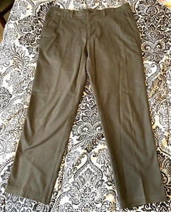 Eddie Bauer Pants Men's 35X30 (35x28) Gray Slim Fit Chino Legend Wash Casual - Picture 1 of 15